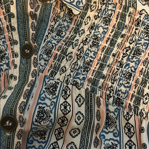 Patterned button-up blouse - Picture 2 of 2